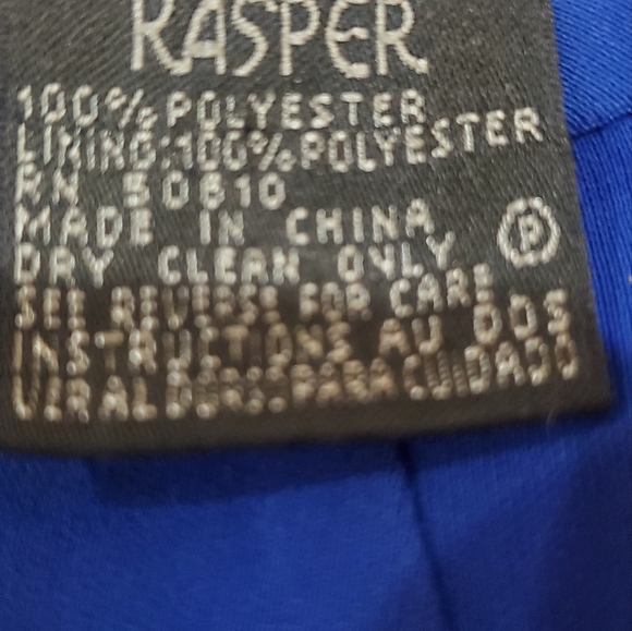 Kasper Suit- two pieces- jacket and skirts - Picture 7 of 8